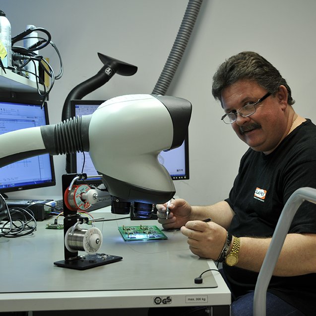 Behind the Scenes - Body Image 1